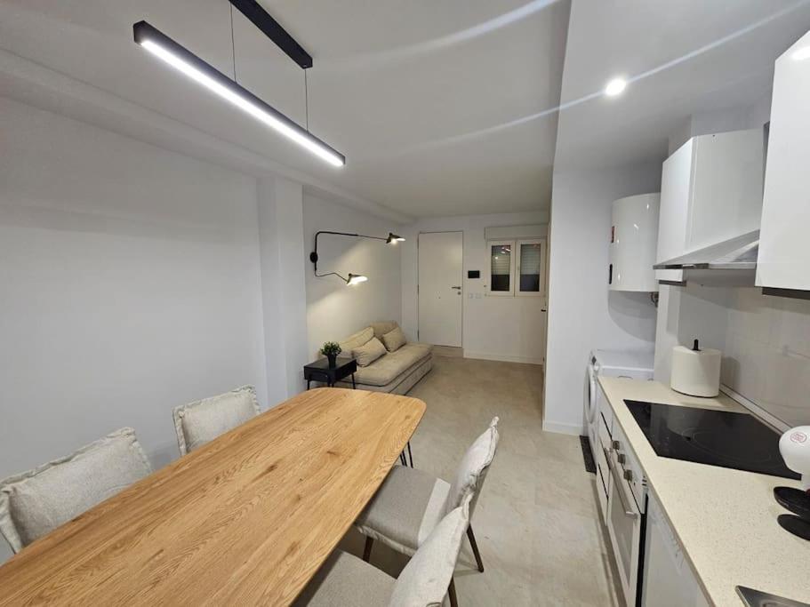 Estudio En Santander Exterior photo
